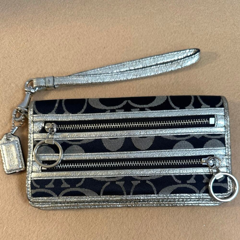 Coach Black Silver Logo Wristlet Wallet with Zipper Strap Credit Card Folding